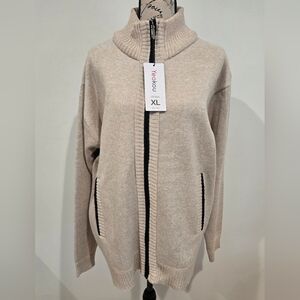 YeoKou Mens Beige Zip-Up Cardigan with Black Trim